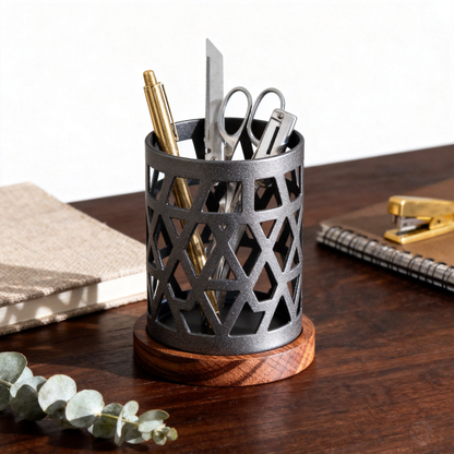 🌿 Wooden Base Pen Caddy A Natural-Inspired Desktop Organizer Combining Warm Wood Details And Modern Functionality For A More Comfortable Creative Workspace